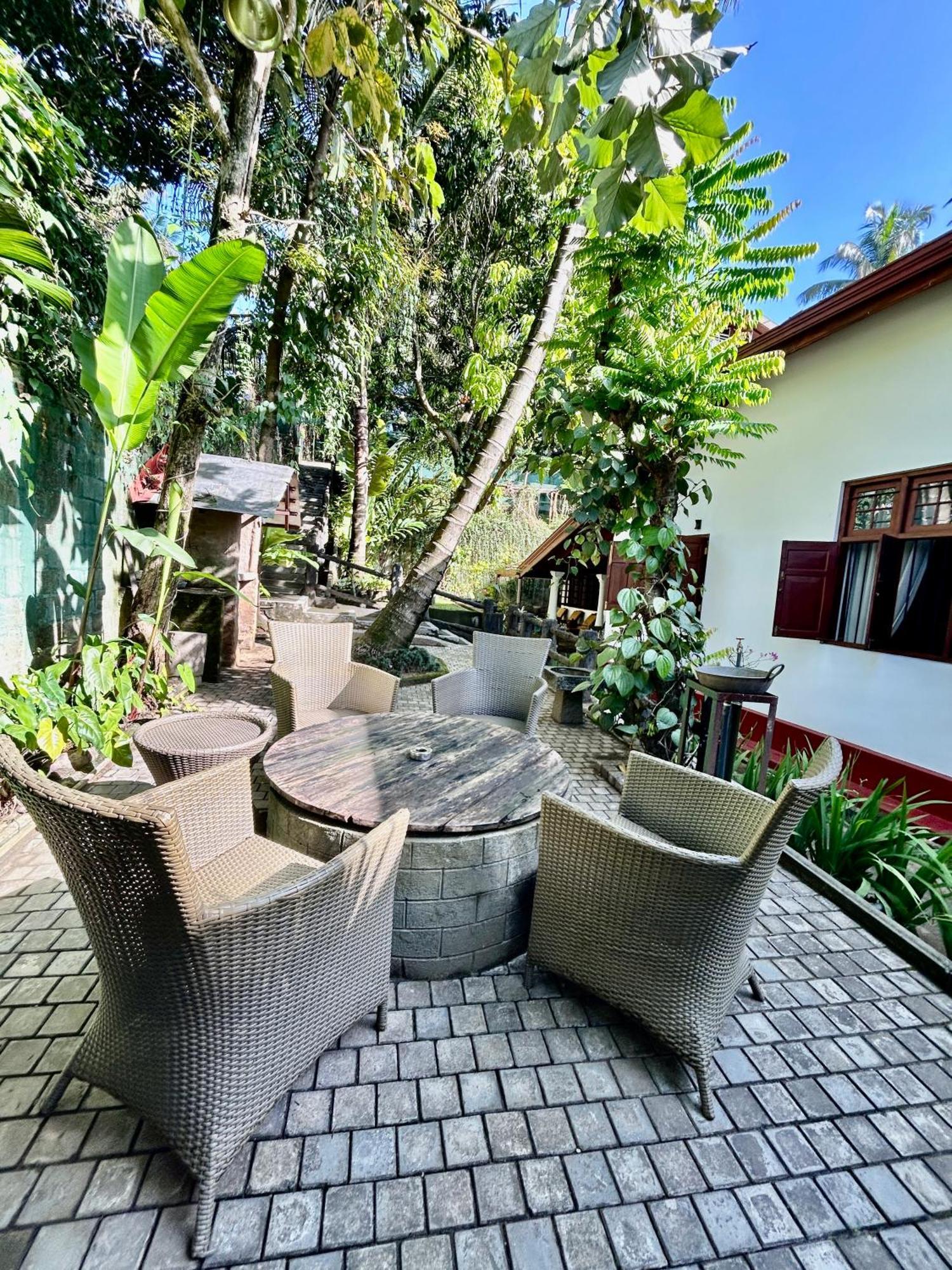 Colonial Residence Kandy Ngoại thất bức ảnh